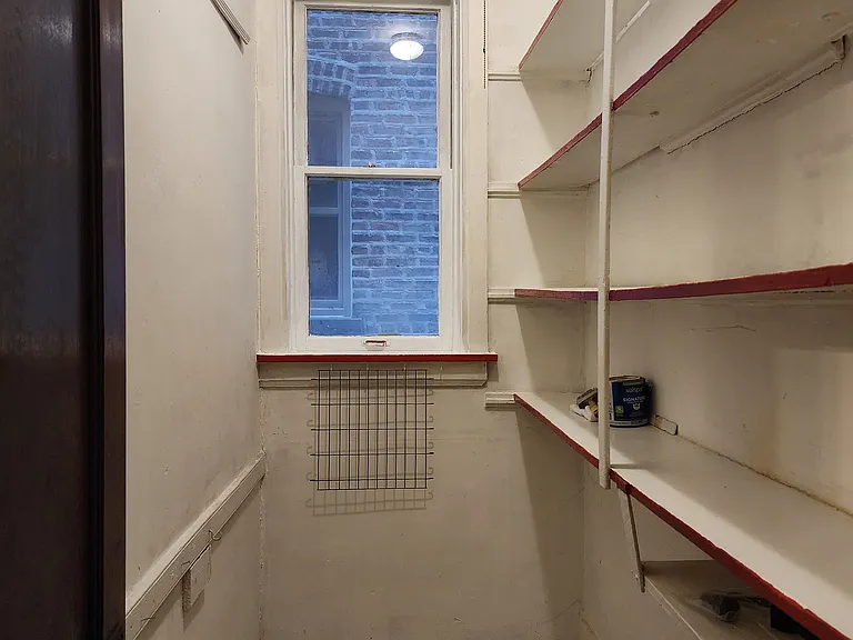 2626 W Iowa St #1F — Photo 8