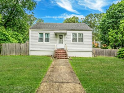 326 Concord Street, Dix Hills, NY, 11746