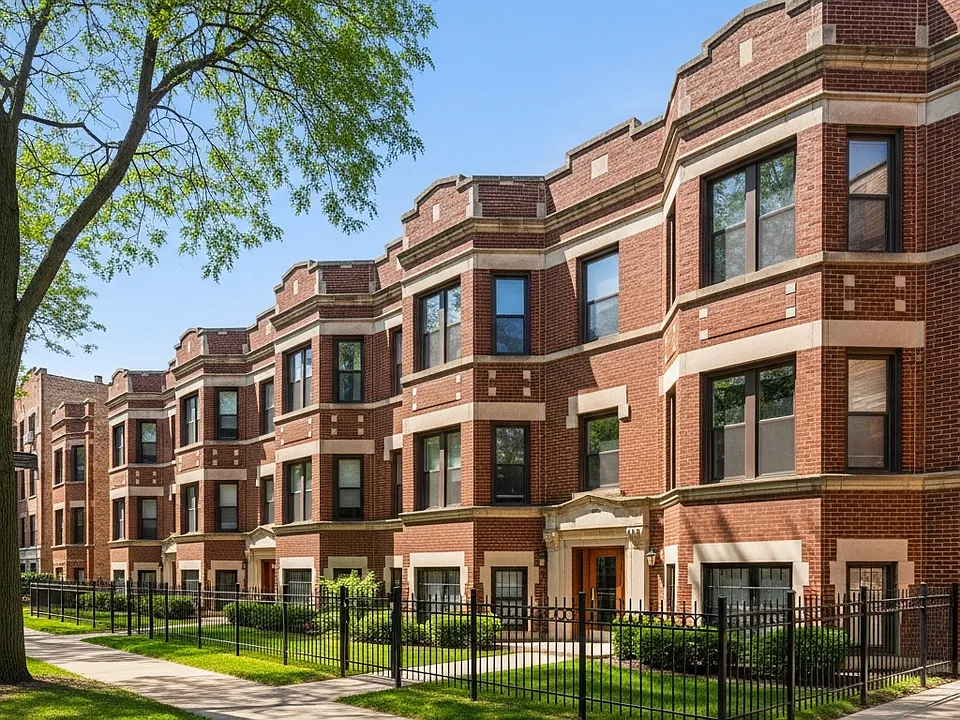 7450 S Luella