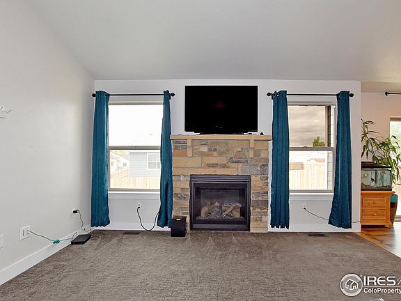 3rd image of 2622 Wharf St