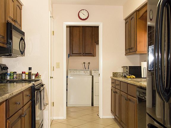 4th image of 8122 E Madero Ave