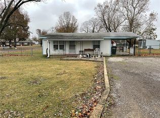 206 E Ruth Ave, Sallisaw, OK 74955