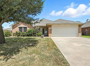 716 Park Ridge Dr, Cleburne, TX 76033