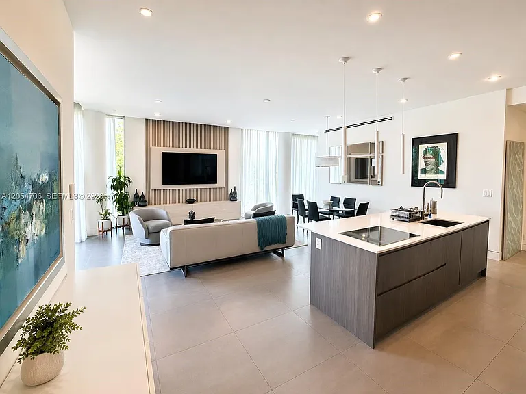 101 Sunrise Dr #A-201 — Photo 3