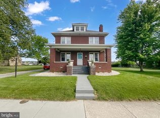 579 E King St, Littlestown, PA 17340