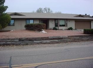 3735 E Lake Shore Dr, Rimrock, AZ 86335