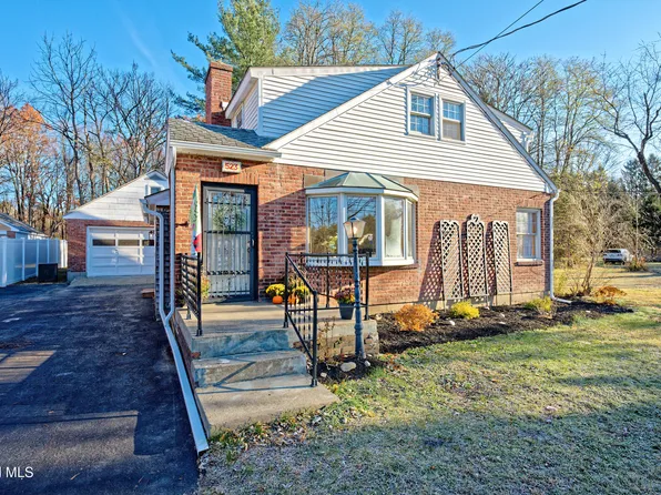 523 State Route 146, Altamont, NY 12009