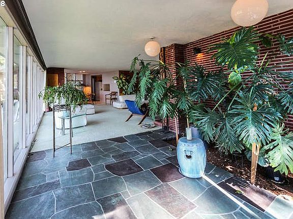 4th image of 4200 E Evergreen Blvd