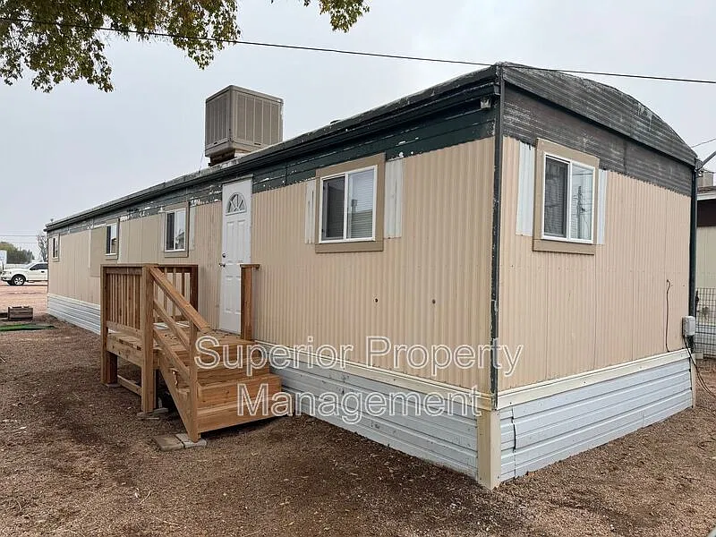 2 bed, 1.0 bath, 986 sqft, $1,195 — Photo 2