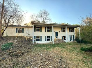 504 S 3rd St, Flippin, AR 72634