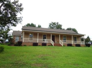 611 Wimbledon Dr, Dothan, AL 36305