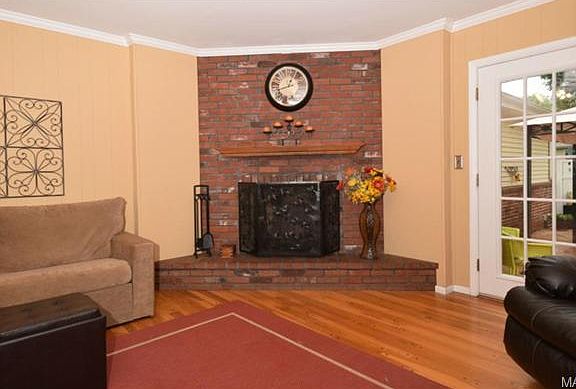 2nd image of 233 Cedar Trail Dr