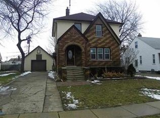 22394 Hayes Ave, Eastpointe, MI 48021