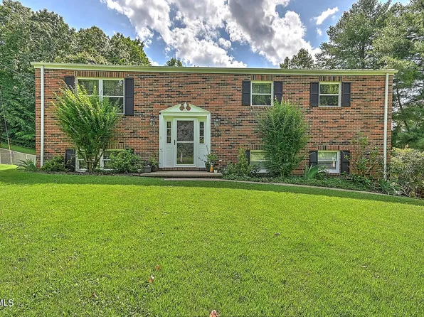 116 Regency Dr, Rogersville, TN 37857