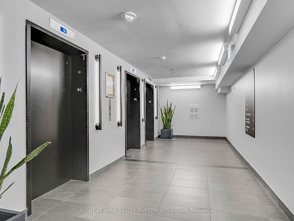 4th image of 1 Jarvis St E #327