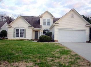 1007 Fountainbrook Dr, Indian Trail, NC 28079