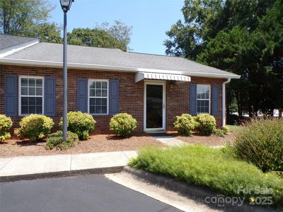 319 7th Street Pl SW APT E5, Conover, NC, 28613