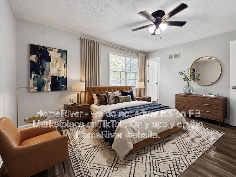 3 bed, 2.0 bath, 1600 sqft, $1,895 — Photo 4