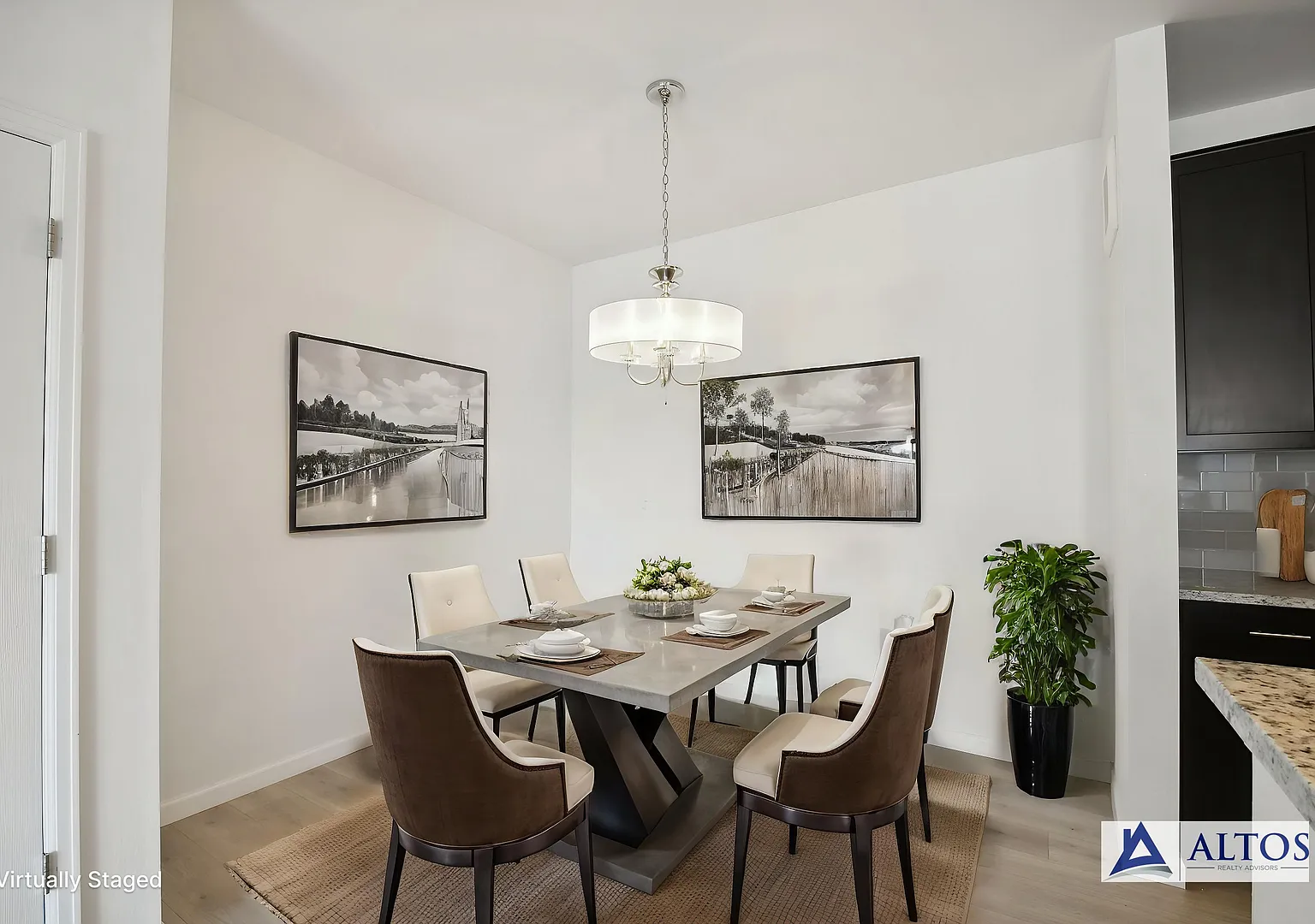 3 Bedroom Condo With A Garage! — Photo 2