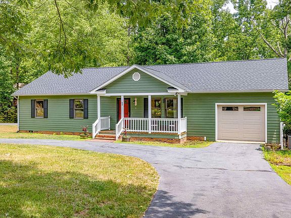 2nd image of 45 Morewood Pl