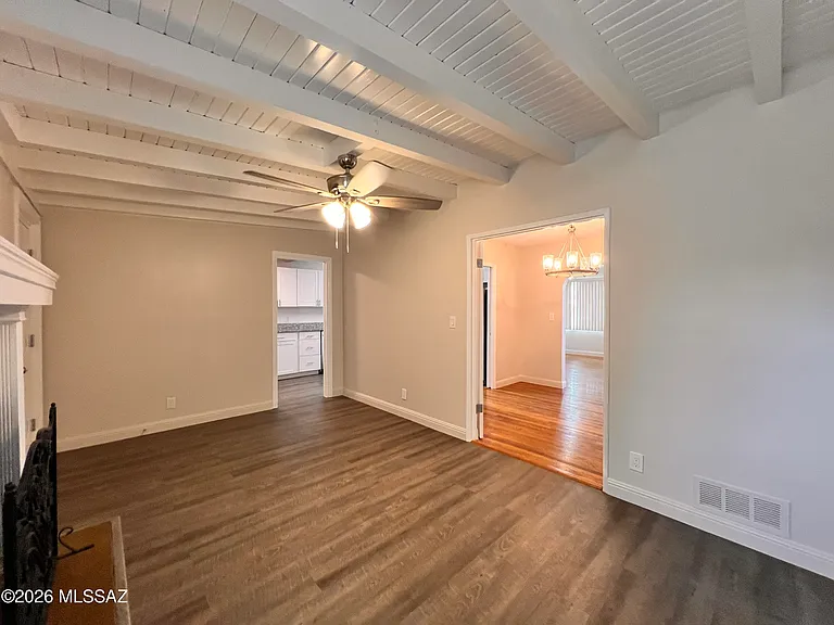 4241 E 5th St — Photo 14