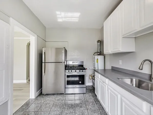 1824 Linden St APT 15, Oakland, CA 94607
