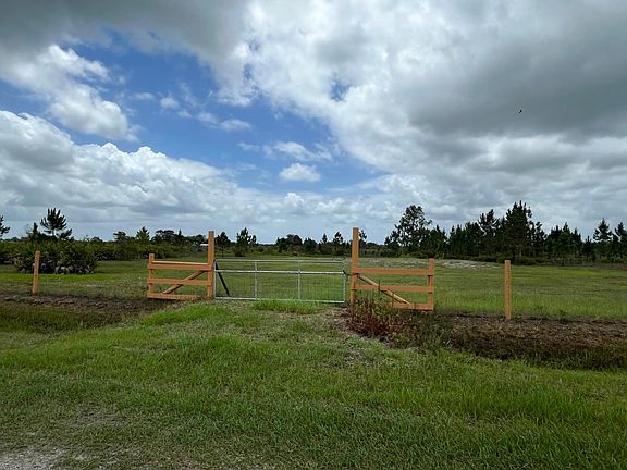 2nd image of 19092 NW 250th Street