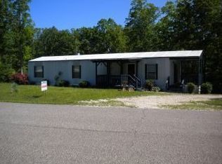 175 Old Homestead Rd, Big Sandy, TN 38221