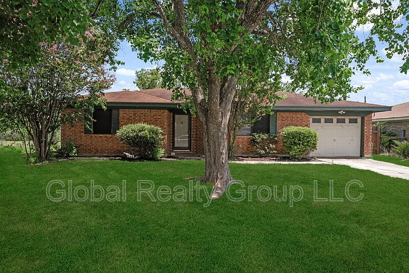 2 bed, 1.0 bath, 1024 sqft, $1,250 — Photo 4