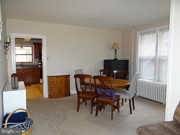 3rd image of 365 Strasburg Ave