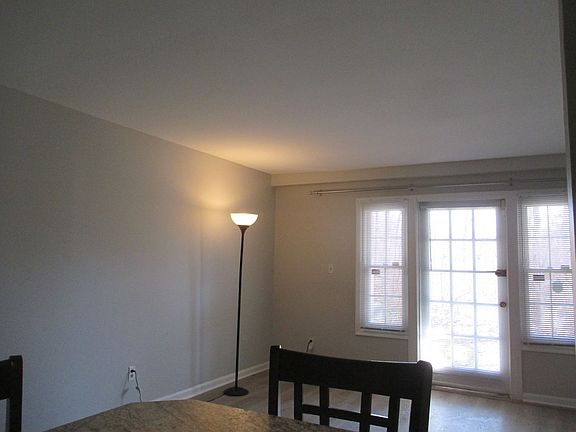 3rd image of 5903L Kingsford Rd