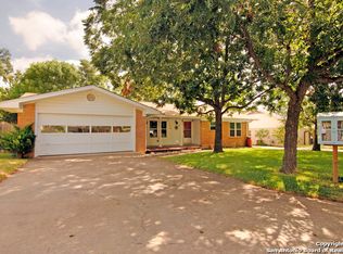 1122 Hancock Dr, Kerrville, TX 78028