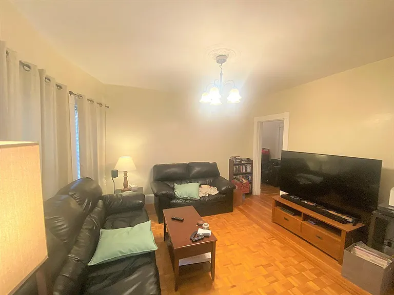 243 Highland Ave — Photo 6