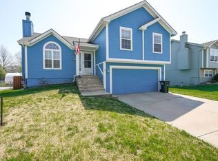 609 N Winwood St, Gardner, KS 66030