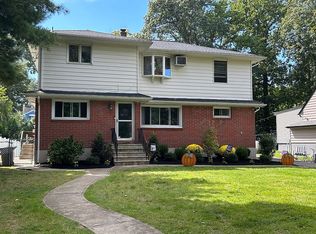 23 Minnisink Rd, Wayne, NJ 07470