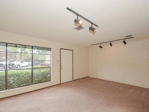 5th image of 2403 Briarwest Blvd