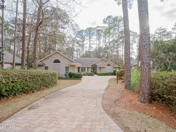18 Stonegate Ct, Hilton Head Island, SC 29926