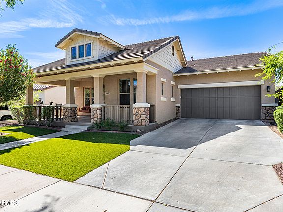 3rd image of 20617 W WALTON Drive