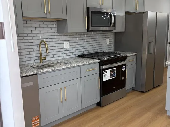 1951 W Spencer St, Philadelphia, PA 19141