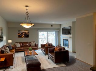 1505 5th St N APT 201, Hopkins, MN 55305