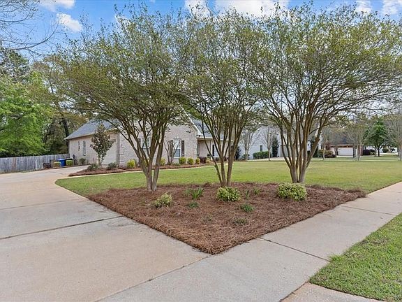 2nd image of 616 Westbrook Rd