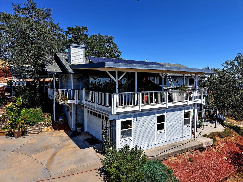 1st image of 29657 Lilley Mountain Ln