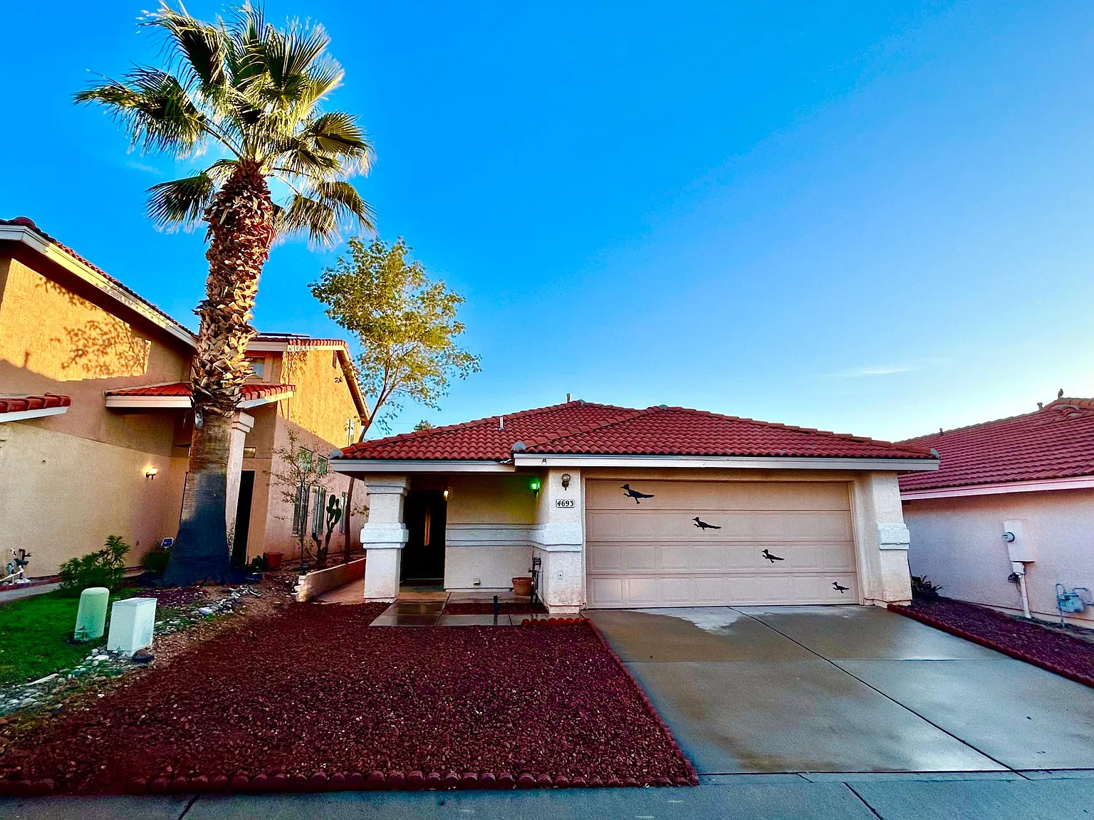 3 bed, 1477 sqft, $1,850 — Photo 1