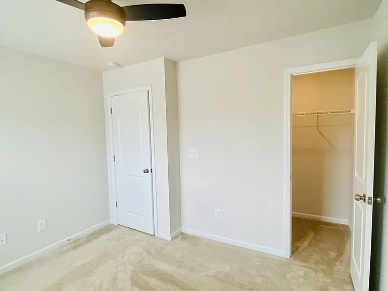 9213 Grand Valley Dr — Photo 14