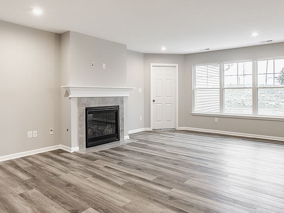5th image of 7131 Lillian Pl