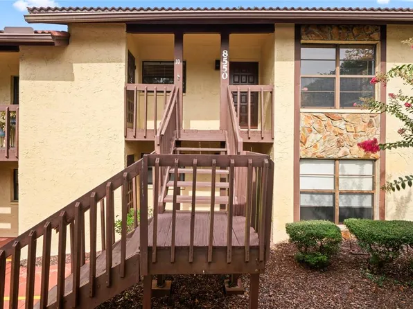 8550 Shadblow Ct APT 10, Port Richey, FL 34668