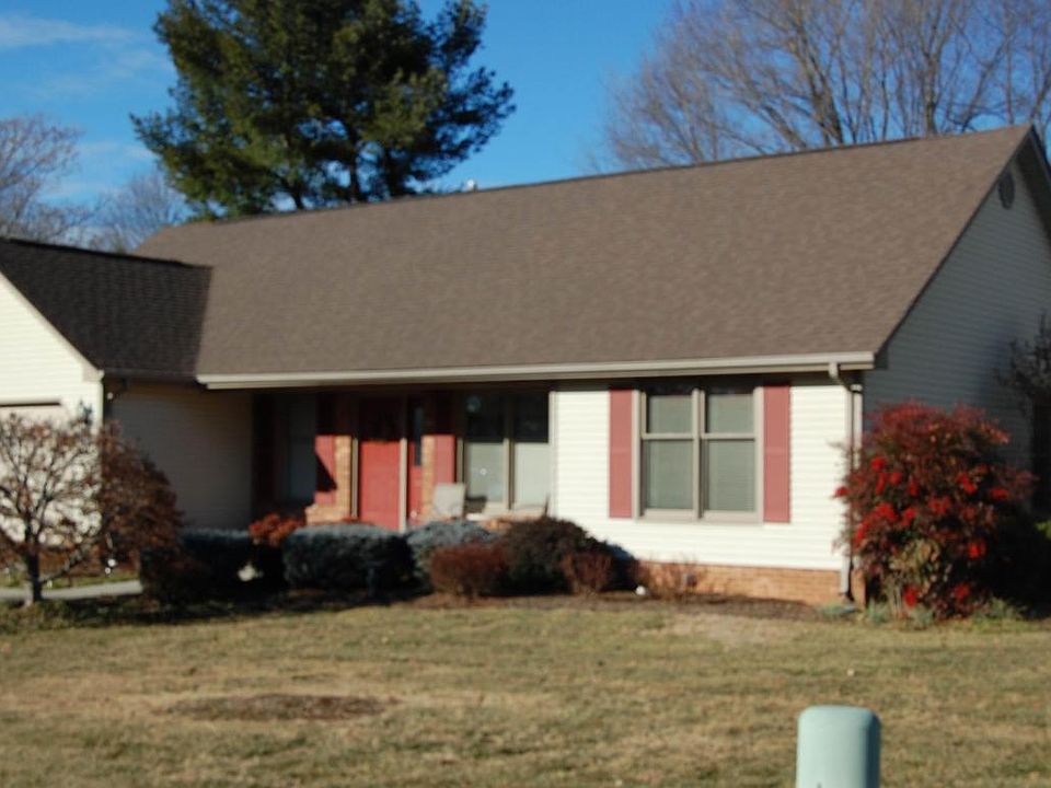 2nd image of 4628 Trevino Dr NE