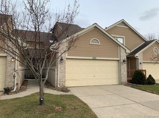 9326 Eastwind Dr #3, Livonia, MI 48150