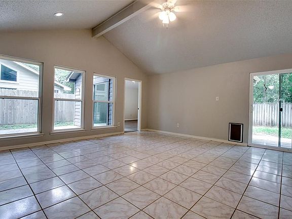 5th image of 17 Brentwood Oaks Ct