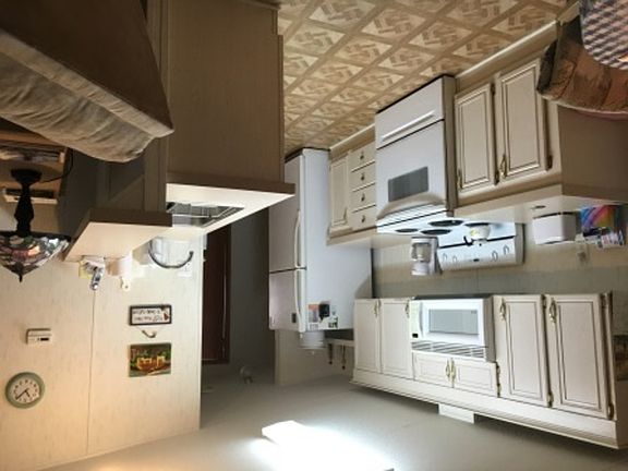 3rd image of 6967 W Wiltshire Ln